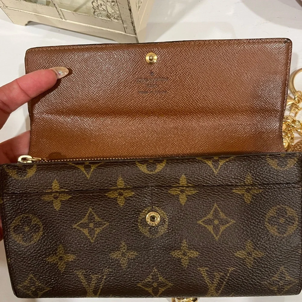 Louis Vuitton crossbody wallet - Picture 3 of 8